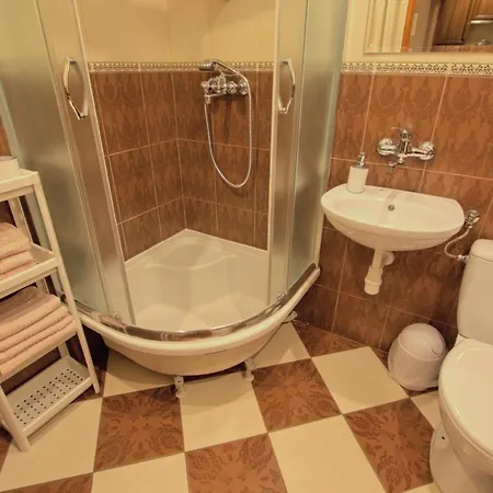 Apartament Wyszynskiego * ティヒ