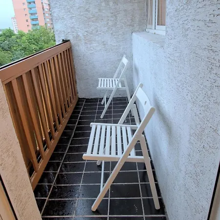 Apartament Wyszynskiego アパート *